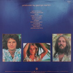 America ‎– албум Harbor - Img 2