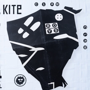 CLAW BOYS CLAW - KITE