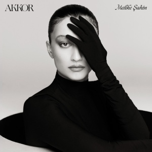 SAHIN, MELIKE - AKKOR