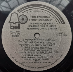 The Partridge Family Starring Shirley Jones Featuring David Cassidy ‎– албум The Partridge Family Notebook - Img 2