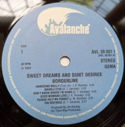 Borderline – албум Sweet Dreams And Quiet Desires - Img 3