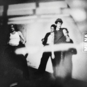 Muna - DANCING ON THE WALL (1 x CD)