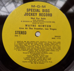 Wayne Newton – албум Live At The Frontier, Las Vegas - Img 2