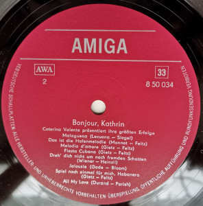 Caterina Valente – албум Bonjour, Kathrin (Caterina Valente Präsentiert Ihre Größten Erfolge) - Img 3