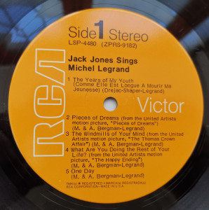 Jack Jones – албум Sings Michel Legrand - Img 3