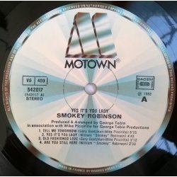 Smokey Robinson ‎– албум Yes It's You Lady - Img 3