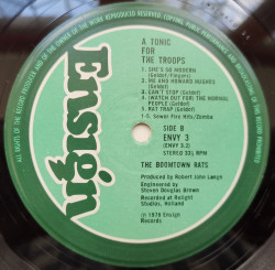 The Boomtown Rats – албум A Tonic For The Troops - Img 2