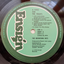 The Boomtown Rats – албум A Tonic For The Troops - Img 3