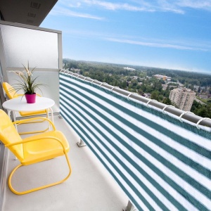 Plasa de umbrire pentru gard, 1,7 m x 10 m, 80% densitate grad de umbrire, verde cu alb