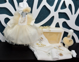 Rochie pentru botez Fluturaș cu trusou și lumânare - Img 3