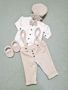 Costum crem sau maro din stofa gros 