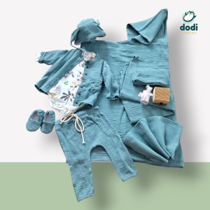 Trusou Botez Băiat “Ritual de Stea” din Muselină – Cutie Cadou Elegantă - Img 2