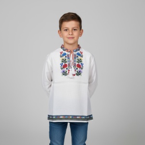 Ie traditionala brodata pe panza topita baiat