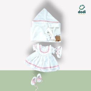 Trusou Botez Fetiță “Ritual de Înger” din Muselină – Cutie Cadou Elegantă - Img 6