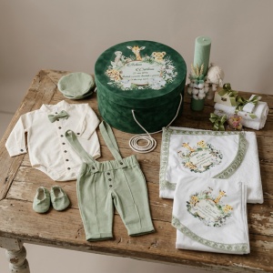 Trusou botez jungle verde salvie cu girafă și elefant – set complet personalizat băieți - Img 3