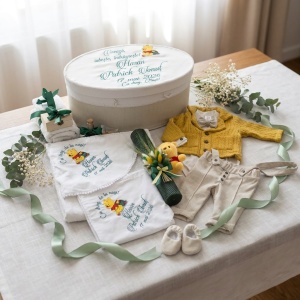 Trusou de botez verde in tema Winnie the Pooh