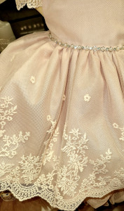 Trusou cu rochie cu dantela din bumbac