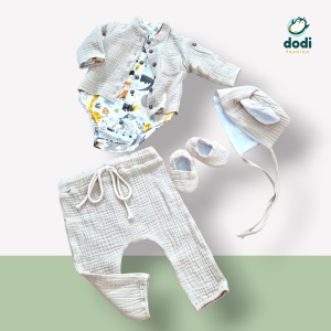 Costum Botez Băiețel din Muselină – Cămașă Reglabilă și Pantaloni cu Șiret + Accesorii Asortate - Img 6