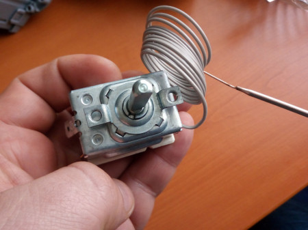 TERMOSTAT CUPTOR C00142486