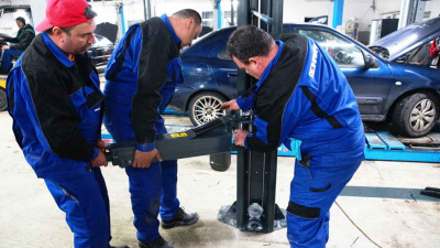 Știi ce trebuie să faci înainte de a cumpăra un elevator auto?