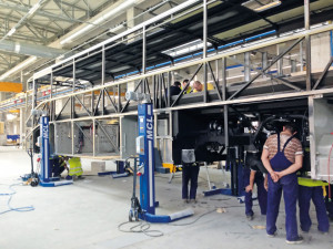 Elevator Camioane Autocare MAHA MCL 22 2