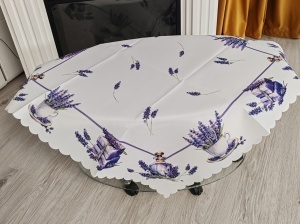Fata de masa primavara - model lavanda cu cescute