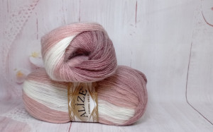 Angora Gold Batik 5698