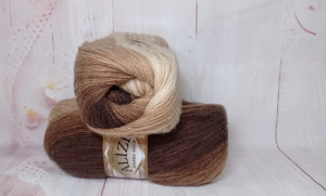Angora Gold Batik 6779