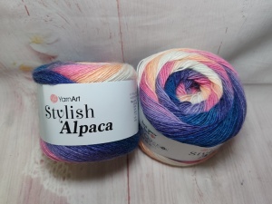Stylish Alpaca 7717