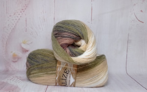 Angora Gold Batik 1893