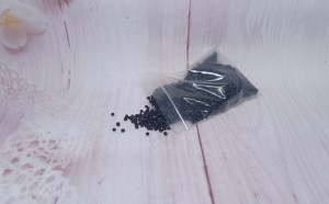 Margele nisip negre 1,2 mm , punga 50 gr