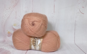 Angora Gold 102