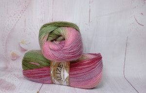 Angora Gold Batik 2527