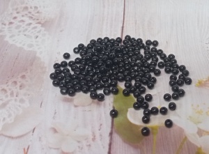 Perle negre 6 mm , punga 30 gr