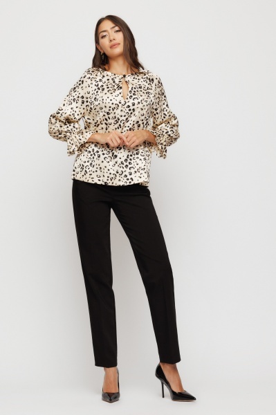 Bluza dama cu mansete incretite - Img 3