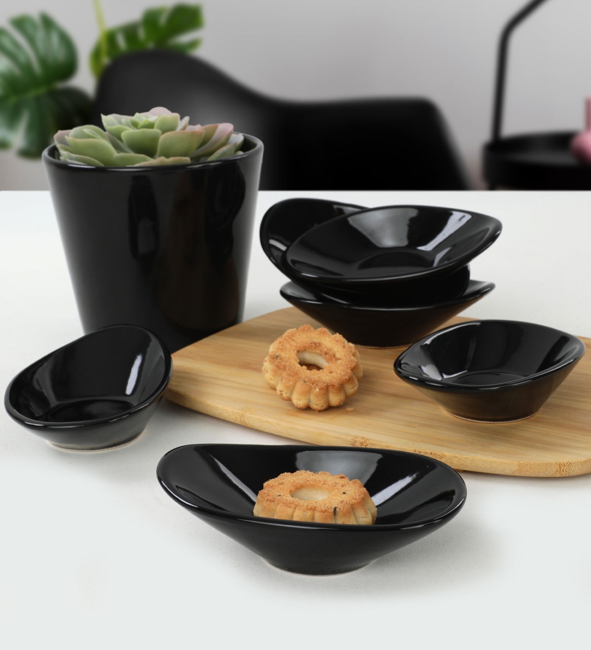 Set boluri de sos din ceramica (6 bucati) Mayd200 Negru 12x7.9x3 cm