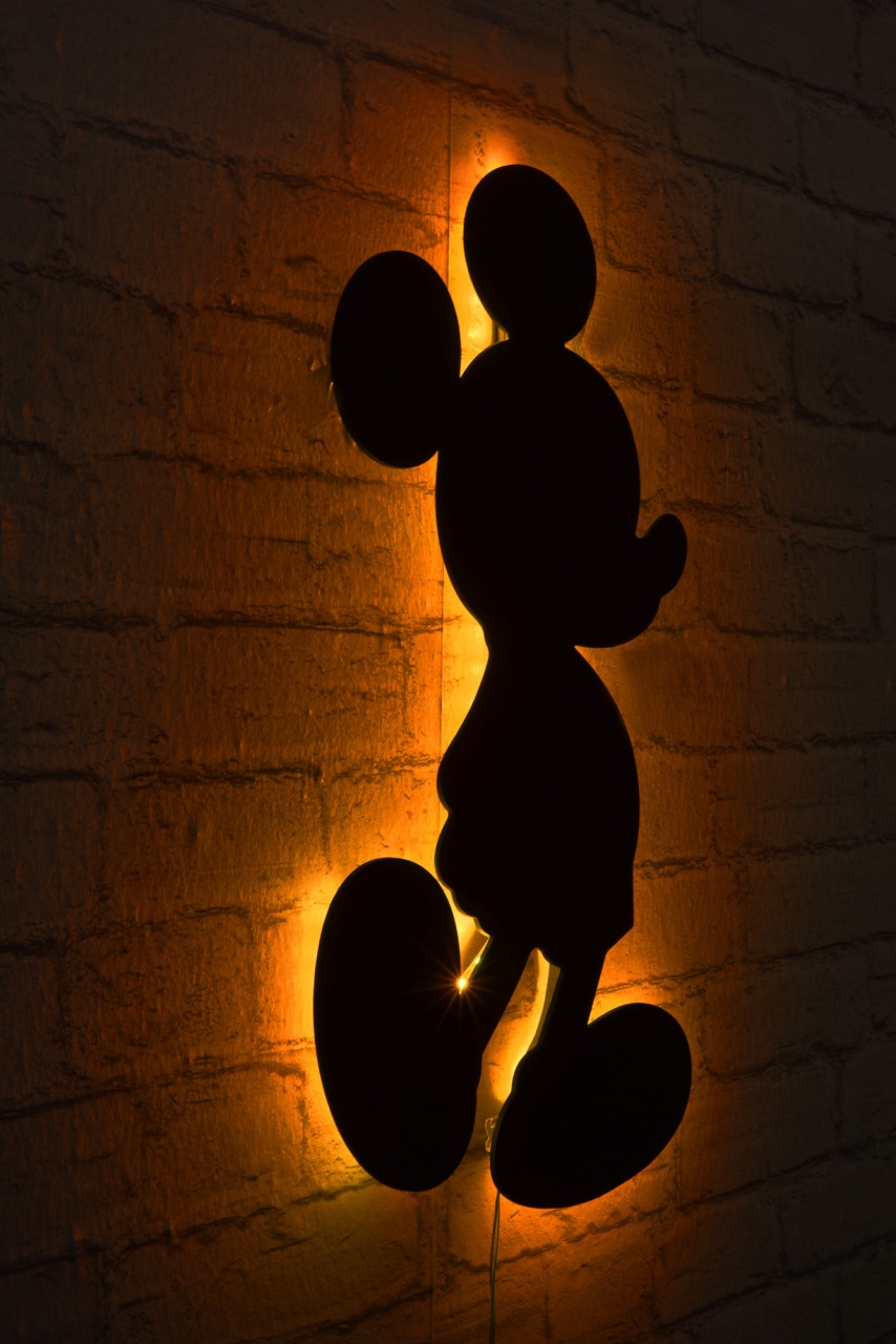 Aplică de perete LED decorativă Mickey Galben 32x50 cm - 1 | YEO