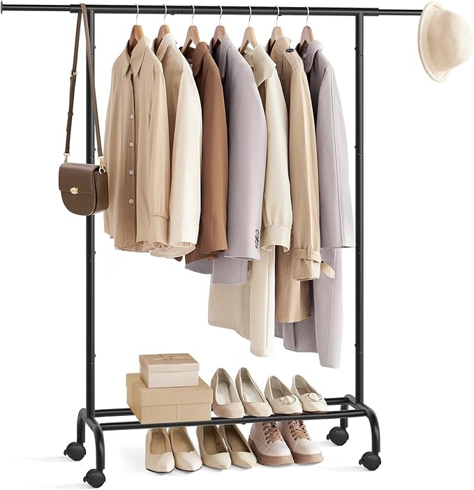 Cuier stander Negru Songmics 126x40x157 cm