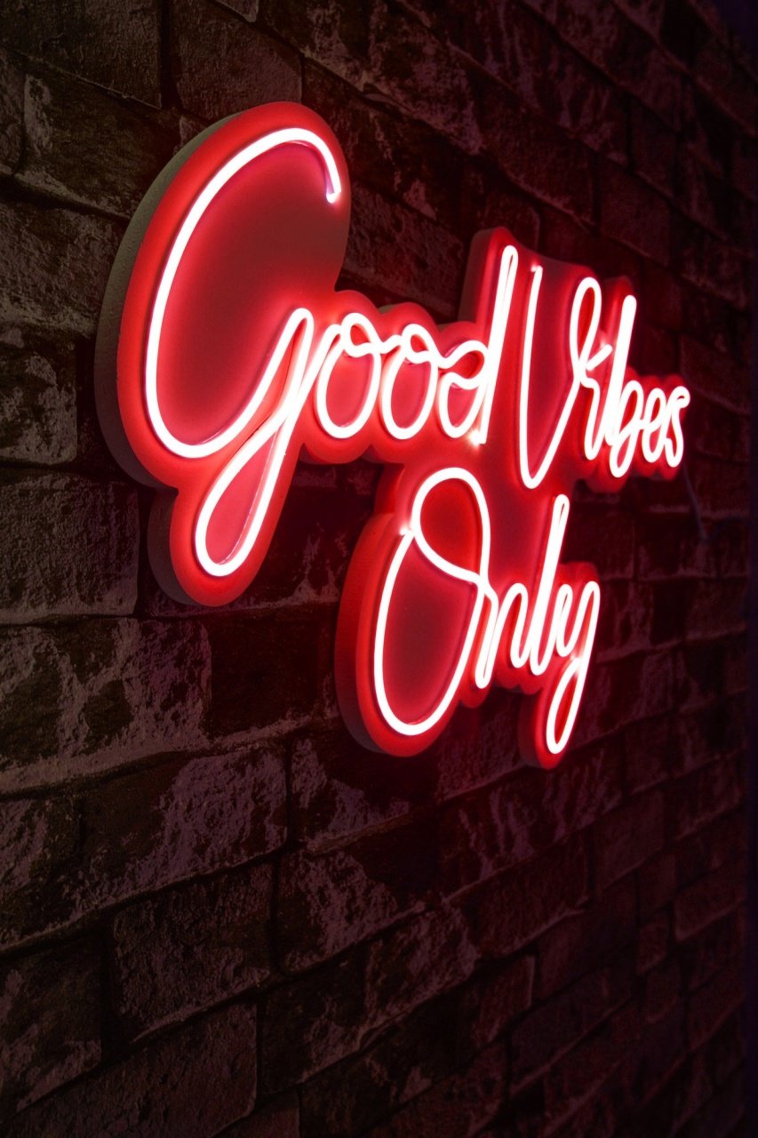 Decoratiune luminoasa LED de perete Good Vibes Only 2 Rosu 37x62x2 cm - 1 | YEO