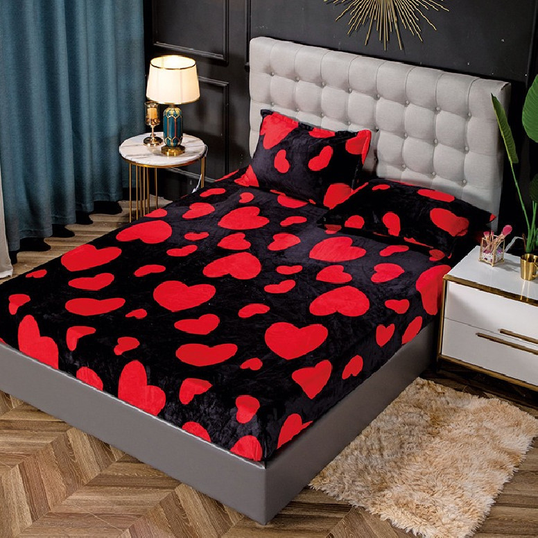 Lenjerie cu elastic 180x200 Black Heart (Cocolino) - 1 | YEO