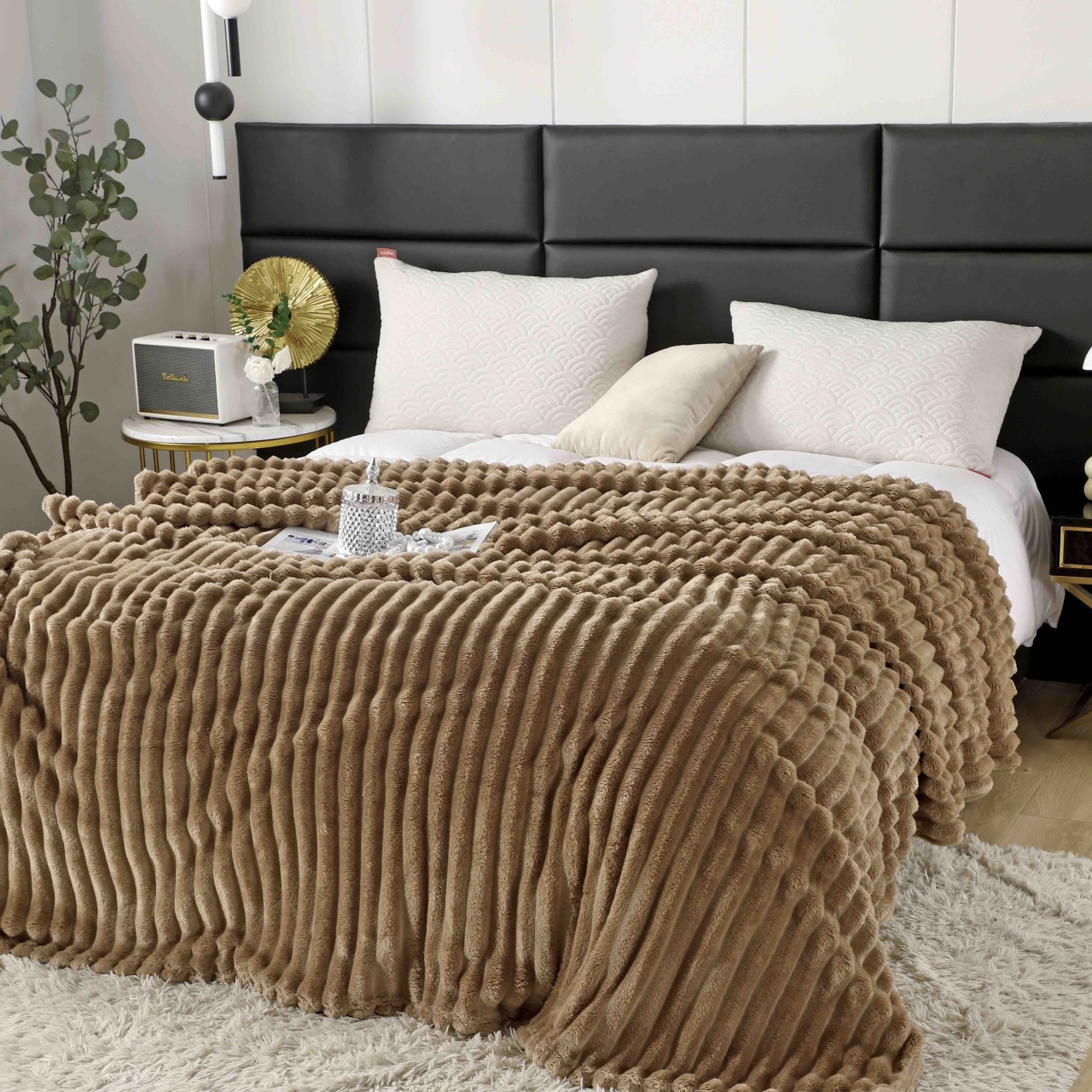 Patura Cocolino Groasa Stripe V13 Dark Beige 200x230 cm - 2 | YEO