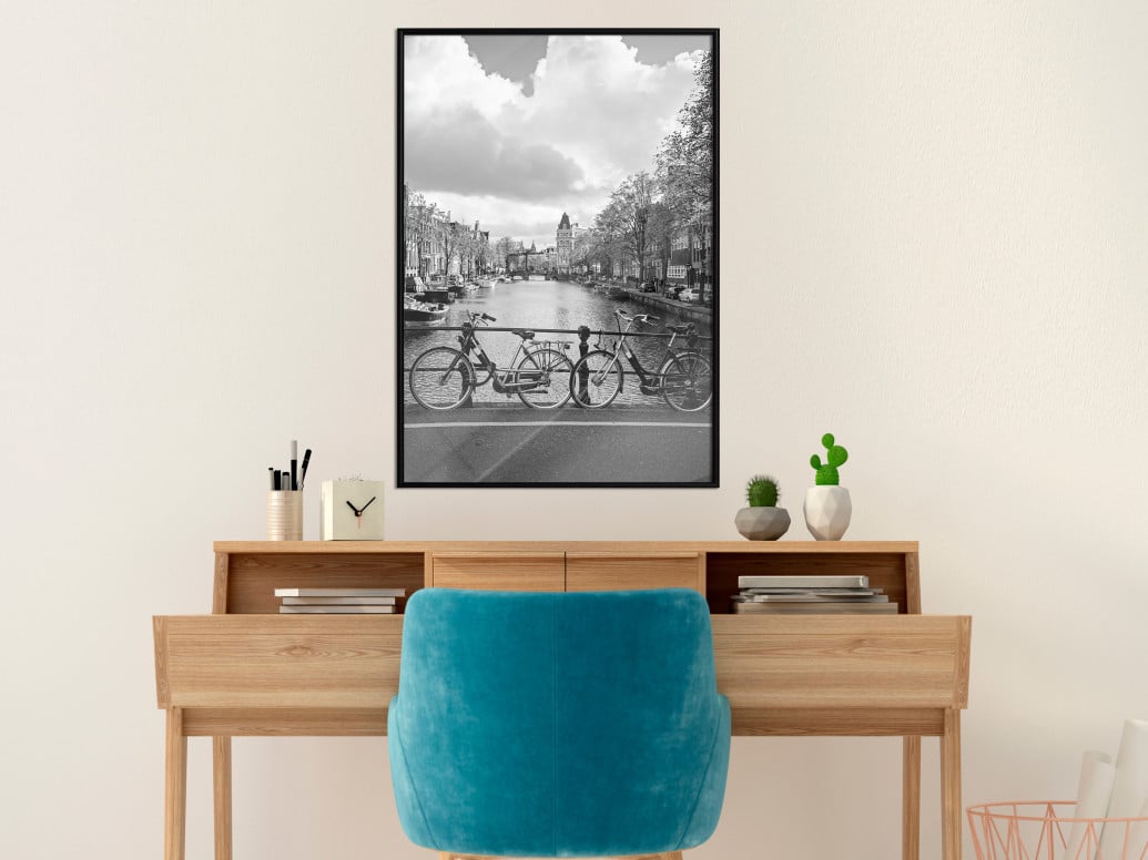 Poster - Bicycles Against Canal, cu Ramă neagră, 30x45 cm - 1 | YEO