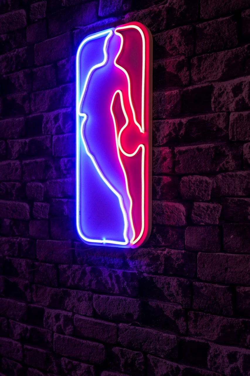 Decoratiune luminoasa LED de perete The Logo Jerry West Multicolor 23x50x2 cm - 1 | YEO