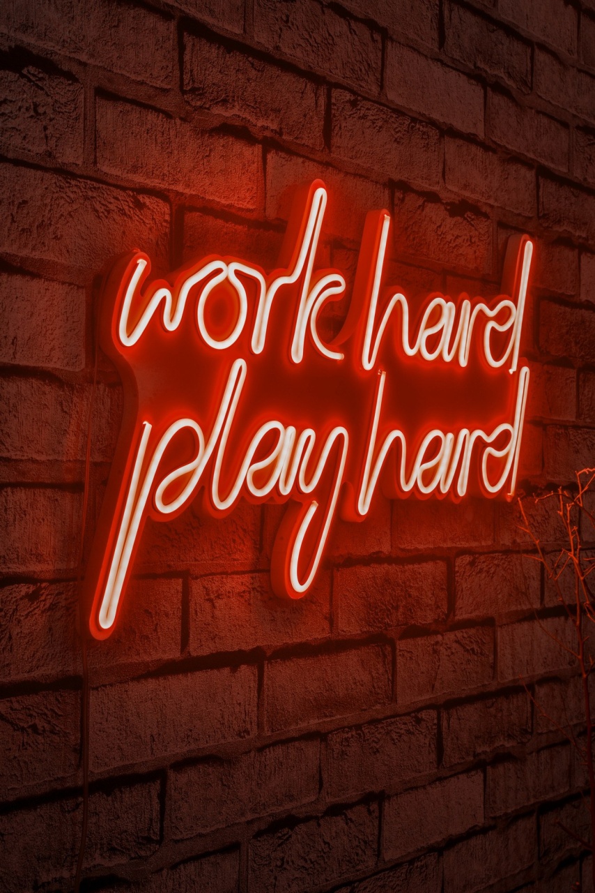 Decoratiune luminoasa LED de perete Work Hard Play Hard Rosu 55x36x2 cm - 1 | YEO