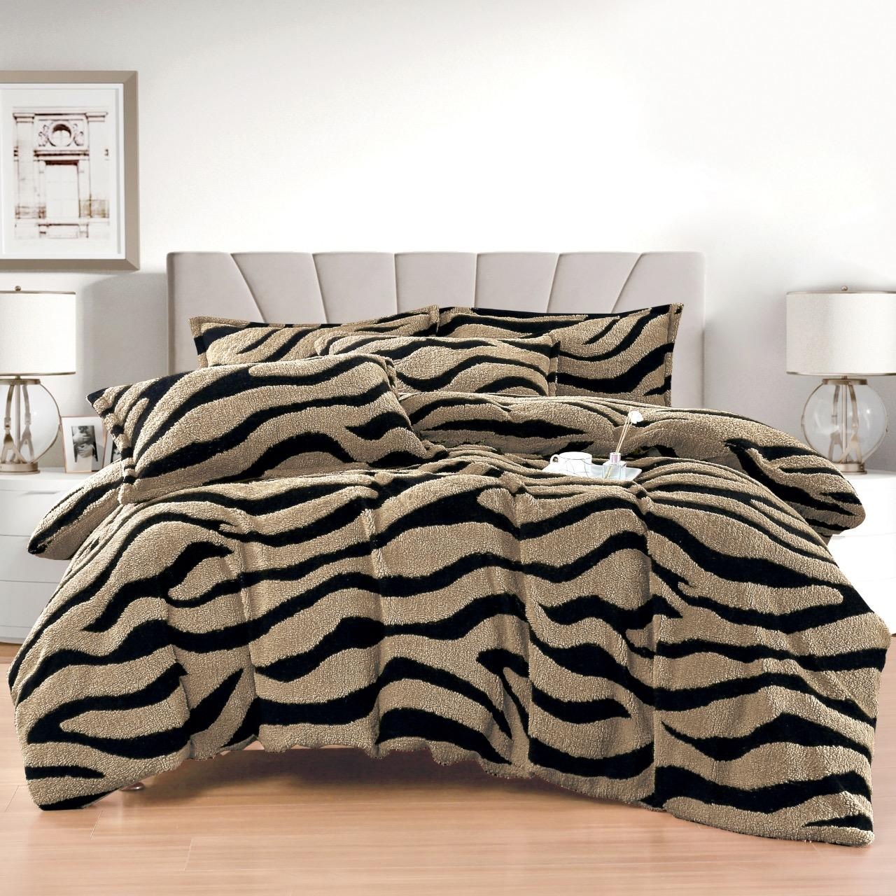 Lenjerie Zebra V102 cu elastic 180x200 cm, 4 Piese (Cocolino)
