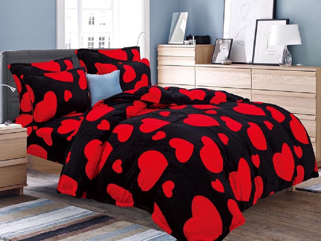 Lenjerie cu elastic 180x200 Black Heart (Cocolino)