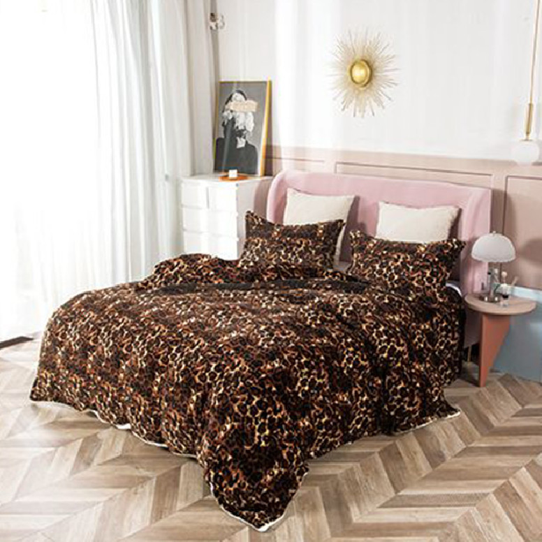 Lenjerie Leopard Dark 4 Piese (Cocolino)