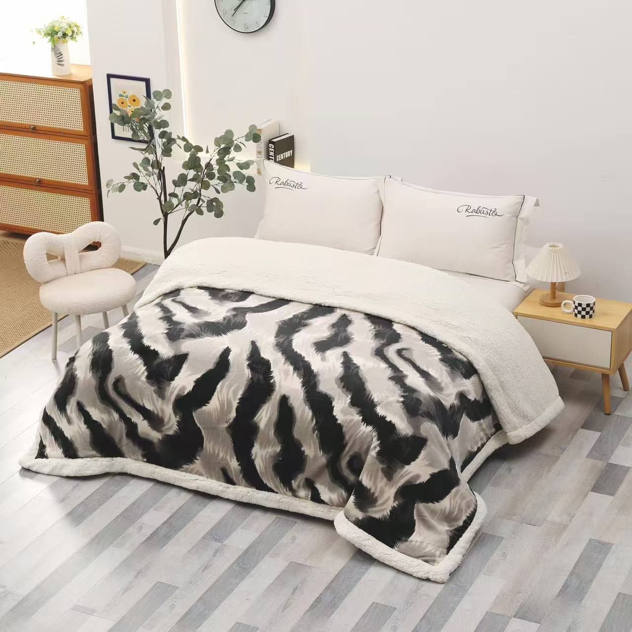 Patura Cocolino cu Blanita, Zebra Urgie 200x230 cm