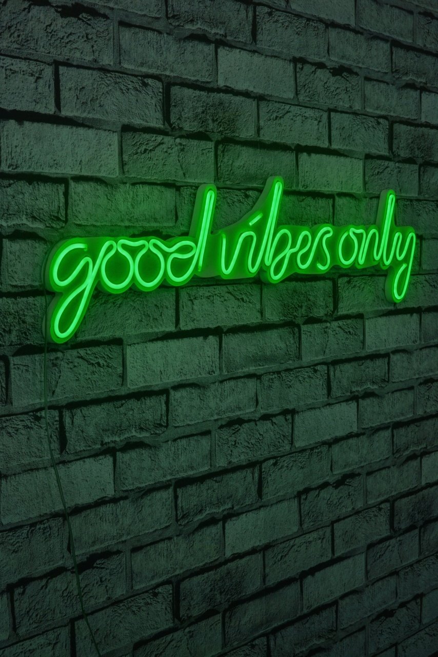 Decoratiune luminoasa LED de perete Good Vibes Only Verde 76x19x2 cm - 1 | YEO