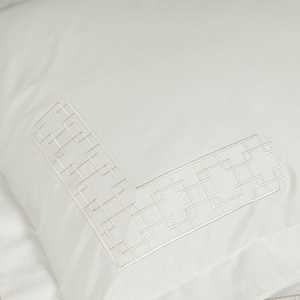 Lenjerie Luxe Ecru (Satin Deluxe) - Img 3